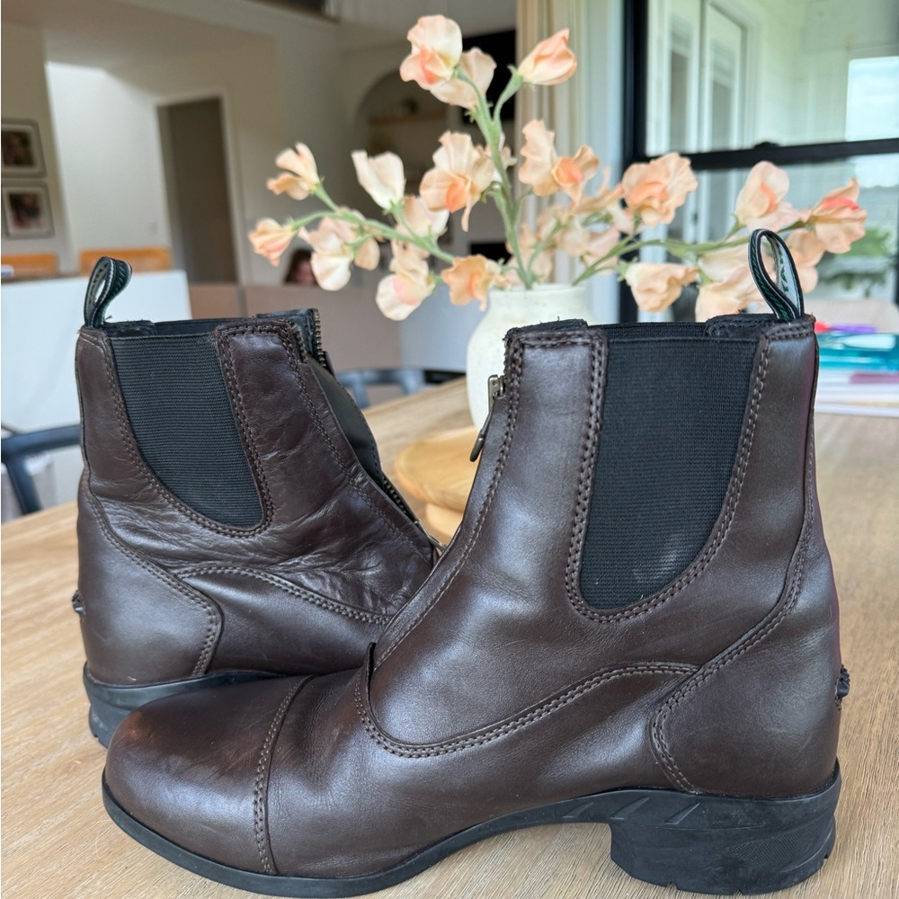 Ariat Brown Combat boots SZ 9